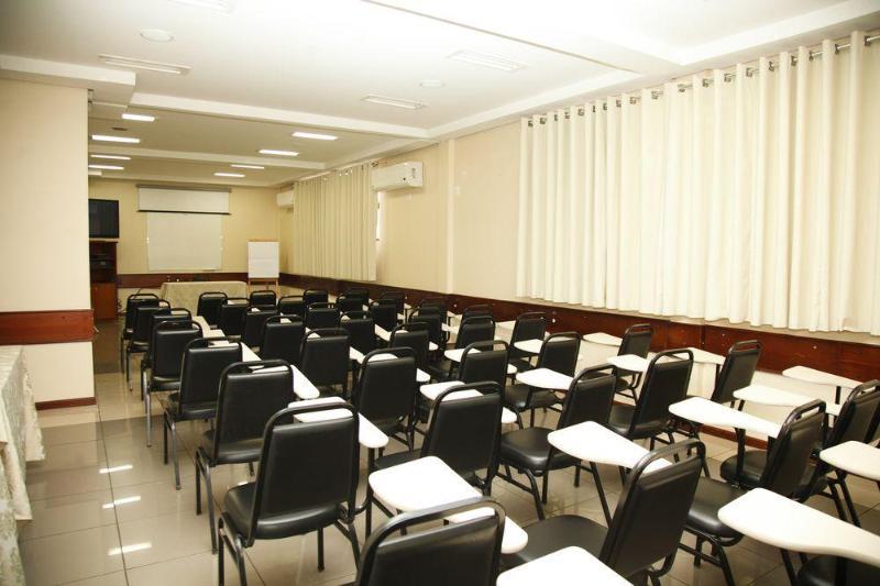 Villalba Hotel Uberlândia Buitenkant foto