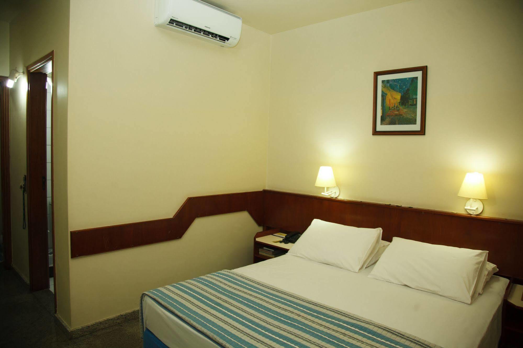 Villalba Hotel Uberlândia Buitenkant foto